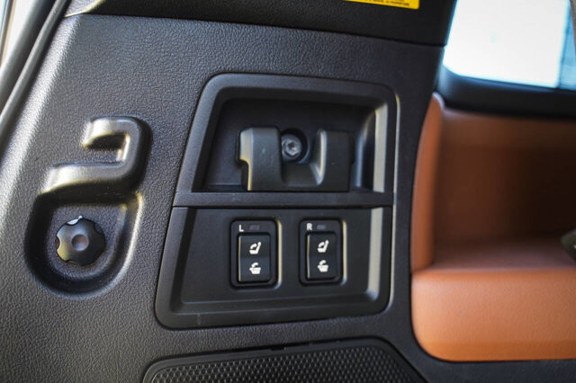 2014 Toyota Sequoia in San Antonio, TX 78228 - 2426034 27