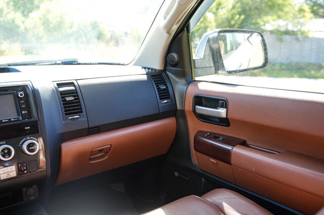 2014 Toyota Sequoia in San Antonio, TX 78228 - 2426034 26