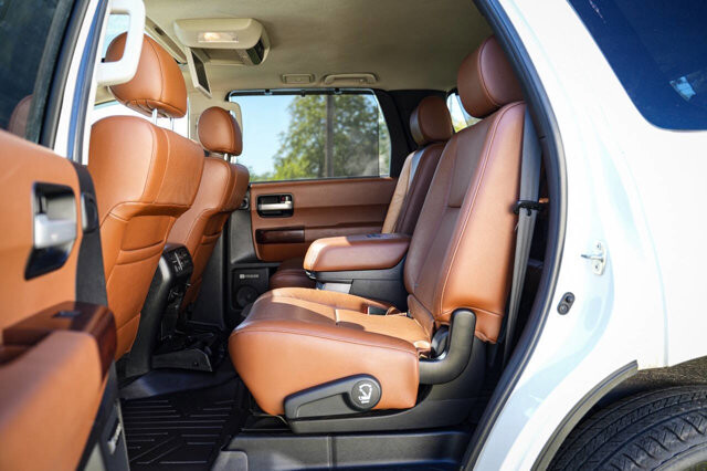 2014 Toyota Sequoia in San Antonio, TX 78228 - 2426034 21