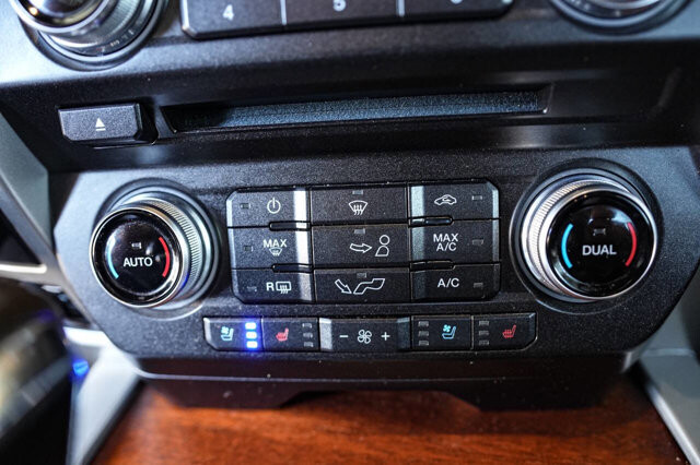 2018 Ford F150 in San Antonio, TX 78228 - 2426036 30