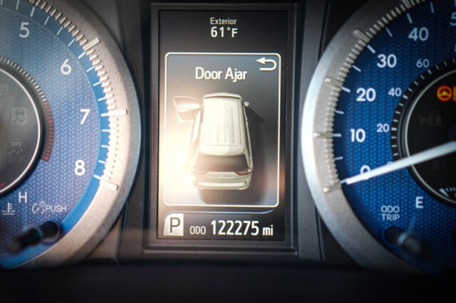 2015 Toyota Sienna in San Antonio, TX 78228 - 2426038 11