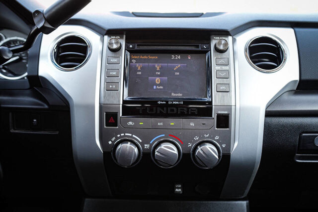 2014 Toyota Tundra in San Antonio, TX 78228 - 2426040 18