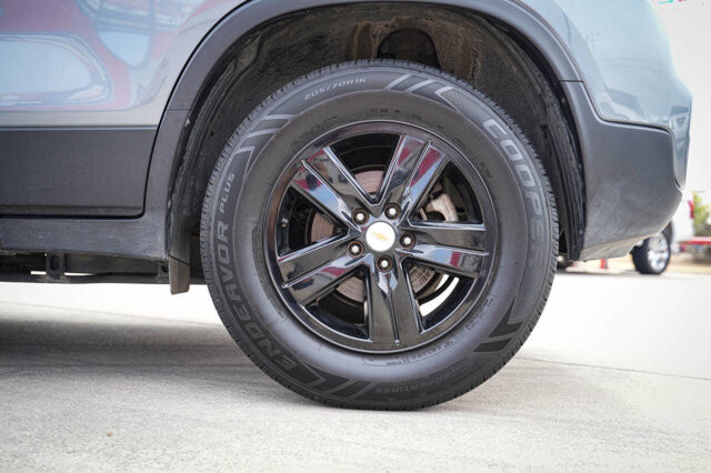 2019 Chevrolet Trax in San Antonio, TX 78228 - 2426055 4