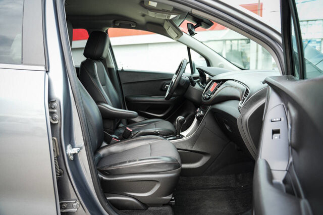 2019 Chevrolet Trax in San Antonio, TX 78228 - 2426055 15