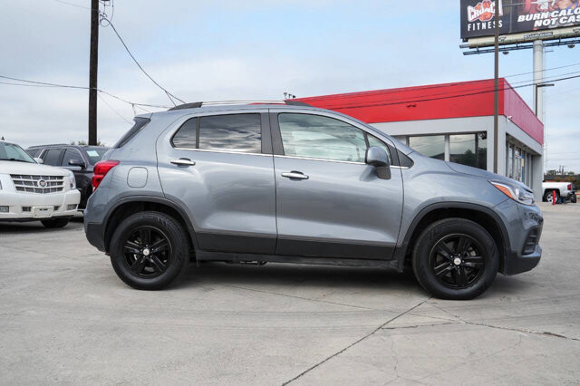 2019 Chevrolet Trax in San Antonio, TX 78228 - 2426055 8