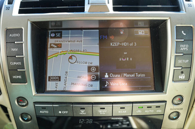 2015 Lexus GX 460 in San Antonio, TX 78228 - 2426059 22