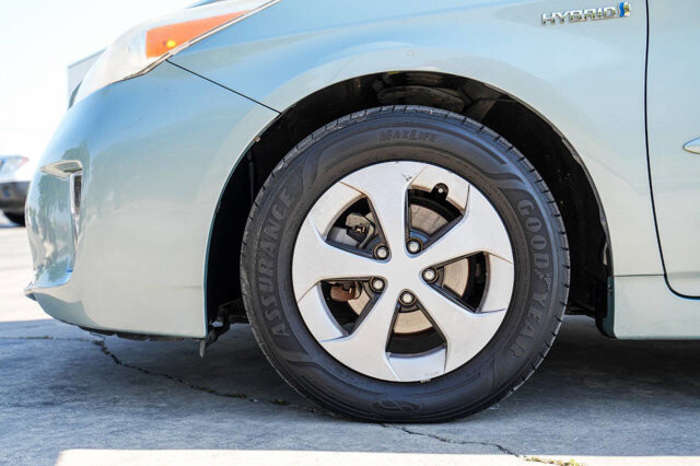 2013 Toyota Prius in San Antonio, TX 78228 - 2426060 5