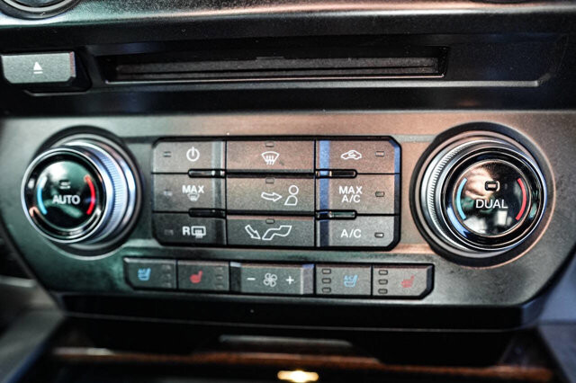 2016 Ford F150 in San Antonio, TX 78228 - 2426066 16