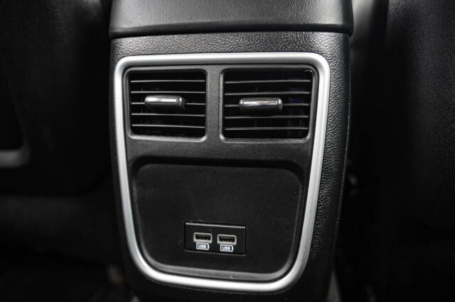 2018 Chrysler 300 in San Antonio, TX 78228 - 2426067 26