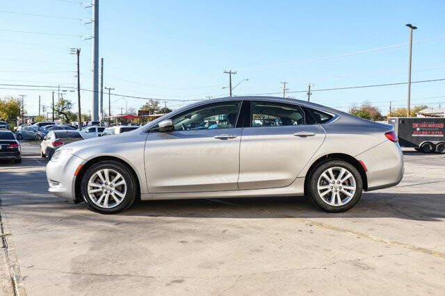 2015 Chrysler 200 in San Antonio, TX 78228 - 2426069 5