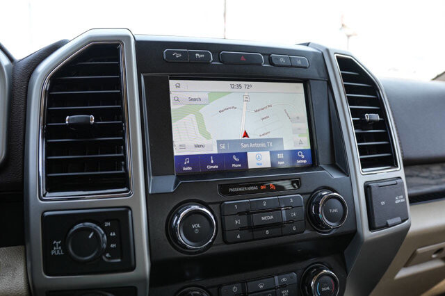 2020 Ford F150 in San Antonio, TX 78228 - 2426074 24