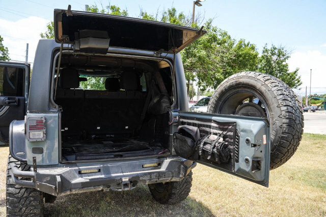 2015 Jeep Wrangler in San Antonio, TX 78228 - 2426079 6