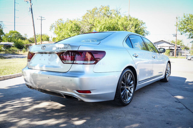 2013 Lexus LS 460 in San Antonio, TX 78228 - 2426080 7