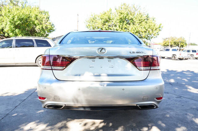 2013 Lexus LS 460 in San Antonio, TX 78228 - 2426080 6