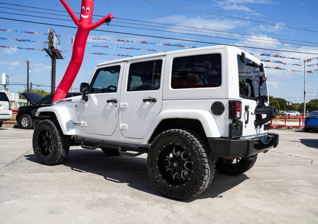 2017 Jeep Wrangler in San Antonio, TX 78228 - 2426083 5