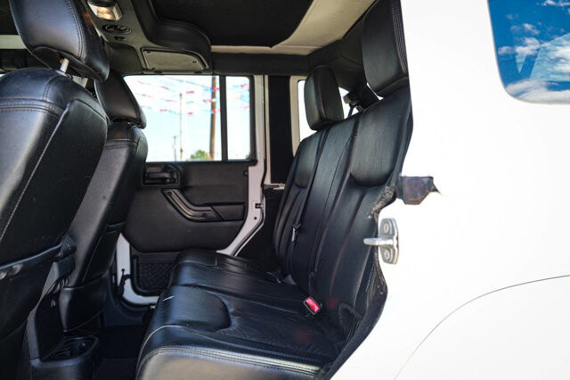 2017 Jeep Wrangler in San Antonio, TX 78228 - 2426083 18