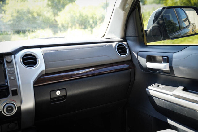 2016 Toyota Tundra in San Antonio, TX 78228 - 2426086 18