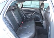 2020 Volkswagen Passat in Decatur, GA 30032 - 2426096 109