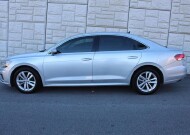 2020 Volkswagen Passat in Decatur, GA 30032 - 2426096 89