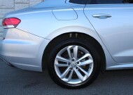 2020 Volkswagen Passat in Decatur, GA 30032 - 2426096 94