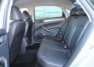 2020 Volkswagen Passat in Decatur, GA 30032 - 2426096 108