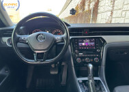 2020 Volkswagen Passat in Decatur, GA 30032 - 2426096 20