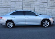 2020 Volkswagen Passat in Decatur, GA 30032 - 2426096 90
