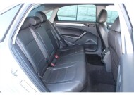 2020 Volkswagen Passat in Decatur, GA 30032 - 2426096 72