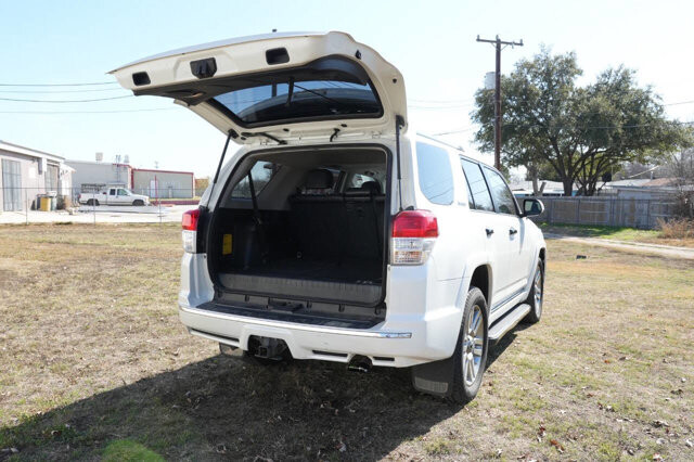 2013 Toyota 4Runner in San Antonio, TX 78228 - 2427132 8