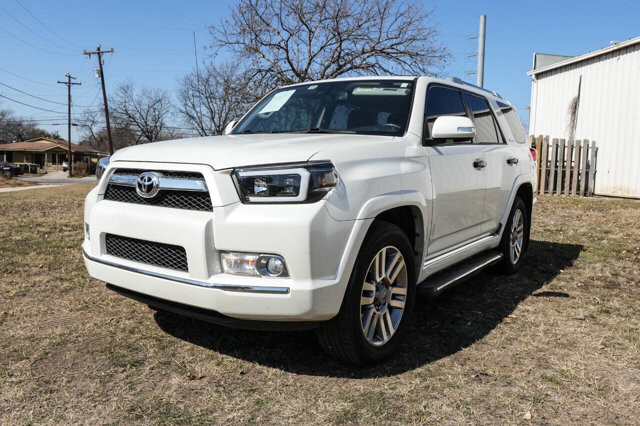 2013 Toyota 4Runner in San Antonio, TX 78228 - 2427132 3