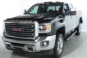 2017 GMC Sierra 2500 in Bedford, OH 44146