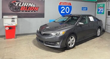 2013 Toyota Camry in Conyers, GA 30094