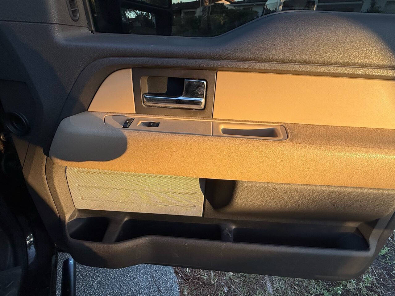 2013 Ford F150 in Hollywood, FL 33023-1906 - 2427582 25