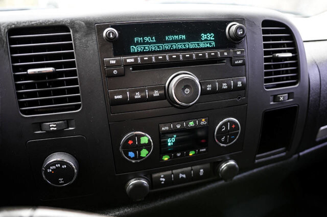 2012 Chevrolet Silverado 1500 in San Antonio, TX 78228 - 2427595 17