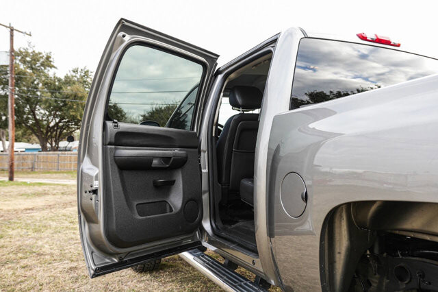 2012 Chevrolet Silverado 1500 in San Antonio, TX 78228 - 2427595 15