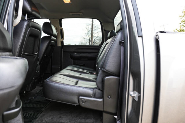 2012 Chevrolet Silverado 1500 in San Antonio, TX 78228 - 2427595 16