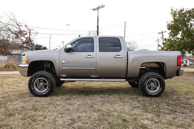 2012 Chevrolet Silverado 1500 in San Antonio, TX 78228 - 2427595 4