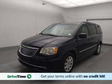 2014 Chrysler Town & Country in Fayetteville, NC 28304