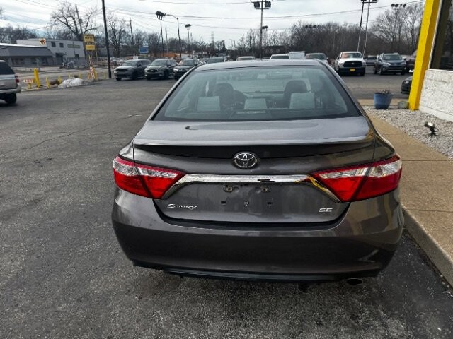 2015 Toyota Camry in Indianapolis, IN 46222-4002 - 2428061 5