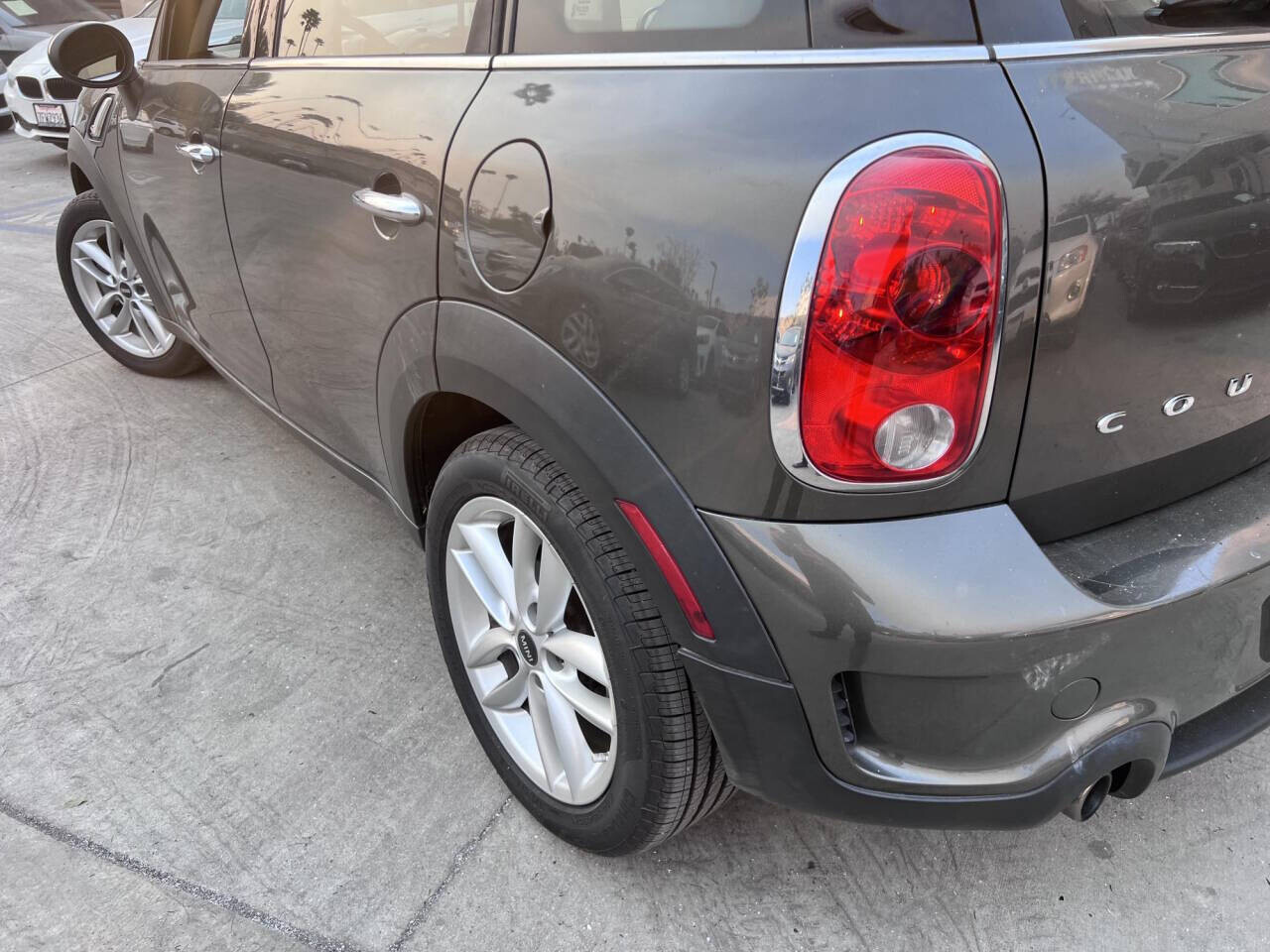 2013 MINI Cooper Countryman in Pasadena, CA 91107 - 2428839 12