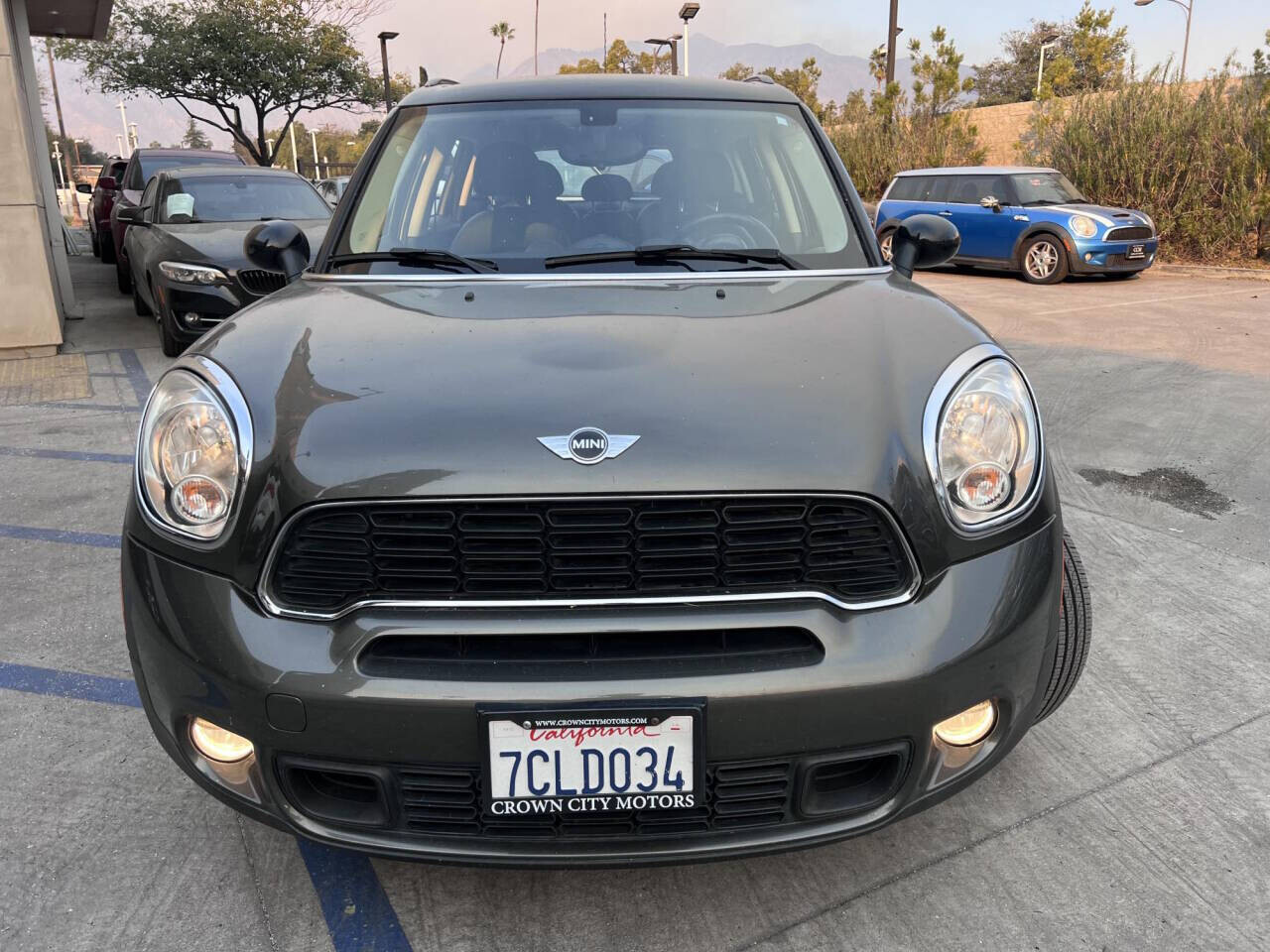 2013 MINI Cooper Countryman in Pasadena, CA 91107 - 2428839 4