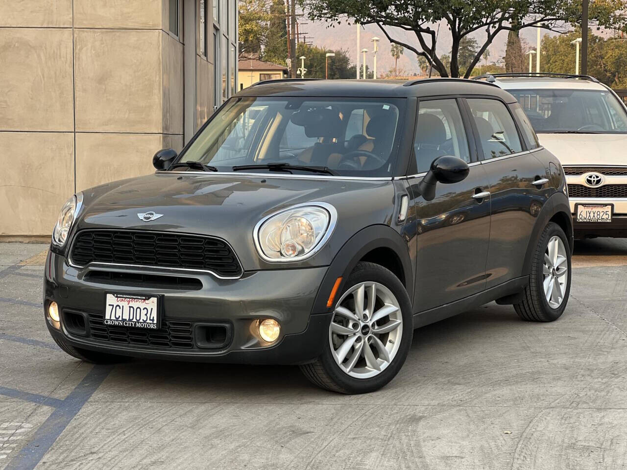 2013 MINI Cooper Countryman in Pasadena, CA 91107 - 2428839