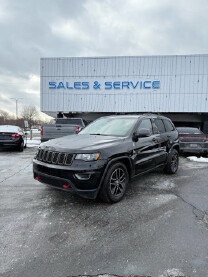 2017 Jeep Grand Cherokee in Eastpointe, MI 48021