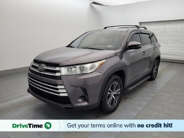 2019 Toyota Highlander in Tampa, FL 33612