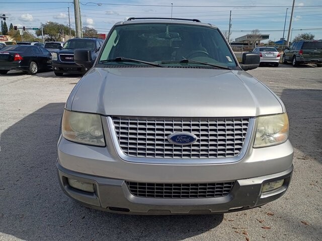 2004 Ford Expedition in Hudson, FL 34669 - 2430093 3