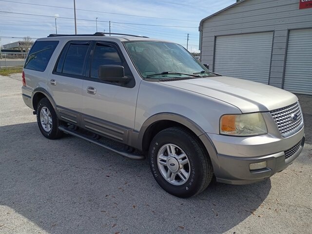 2004 Ford Expedition in Hudson, FL 34669 - 2430093 2