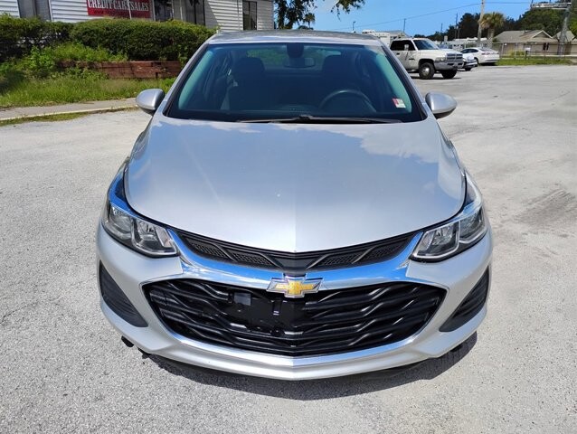 2019 Chevrolet Cruze in Hudson, FL 34669 - 2430094 3