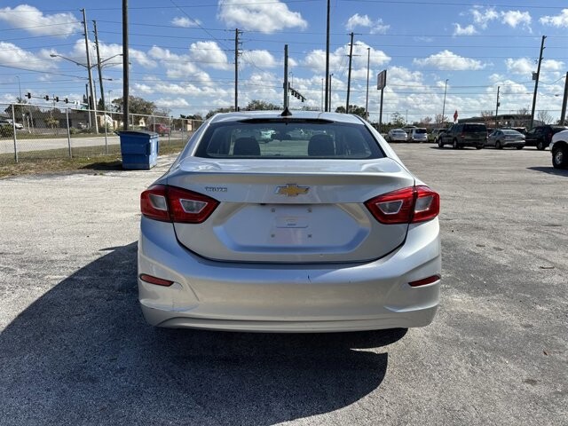 2019 Chevrolet Cruze in Hudson, FL 34669 - 2430094 19