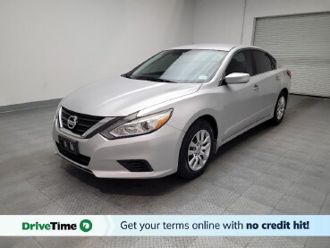 2016 Nissan Altima in Riverside, CA 92504