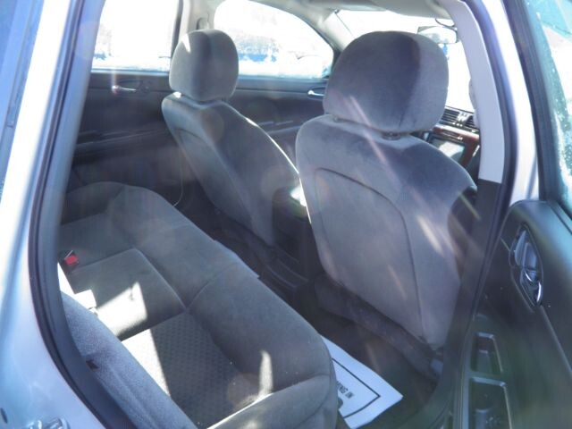 2015 Chevrolet Impala in Barton, MD 21521 - 2430472 8